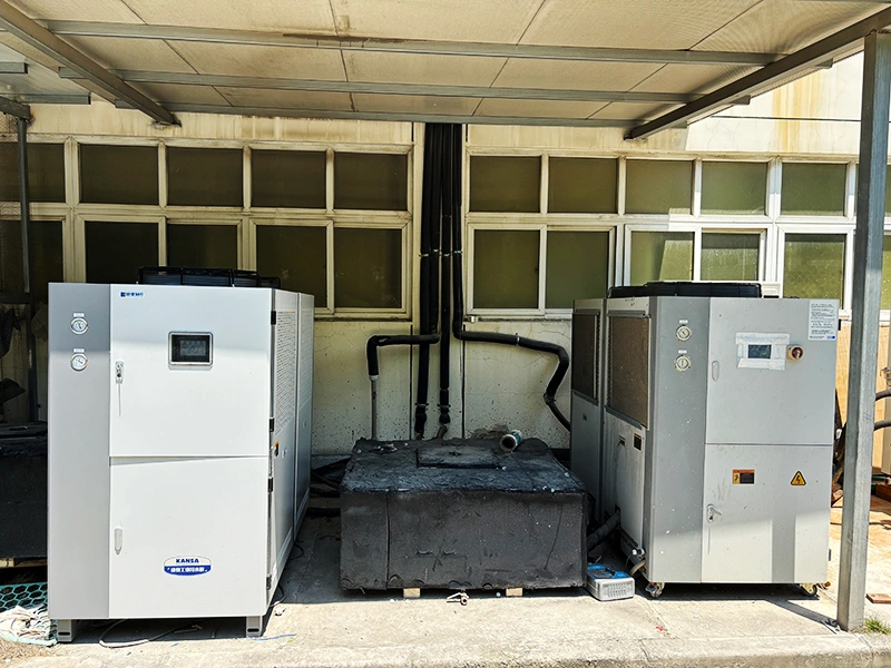 عملاء صناعة أشباه الموصلات