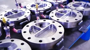 ورشة تجميع المبادل الحراري الغلافي الأنبوبي - اختبار المبادل الحراري